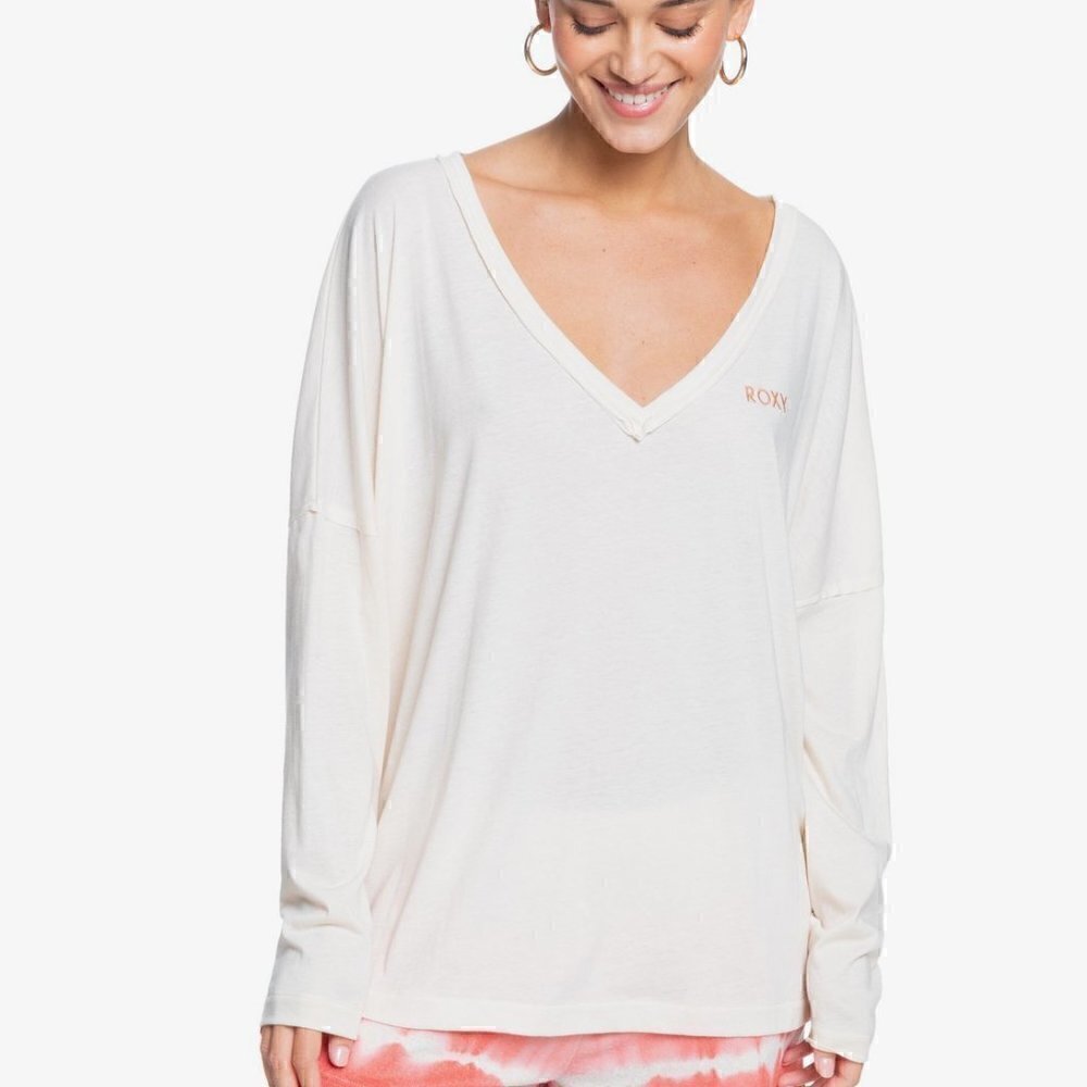 NWOT Are You Ready To Go Long Sleeve Cream V Neck Oversized T-Shirt